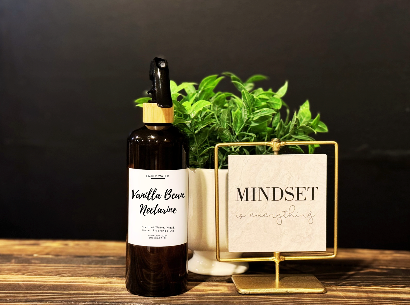 Vanilla Bean Nectarine Room + Linen Spray: Black