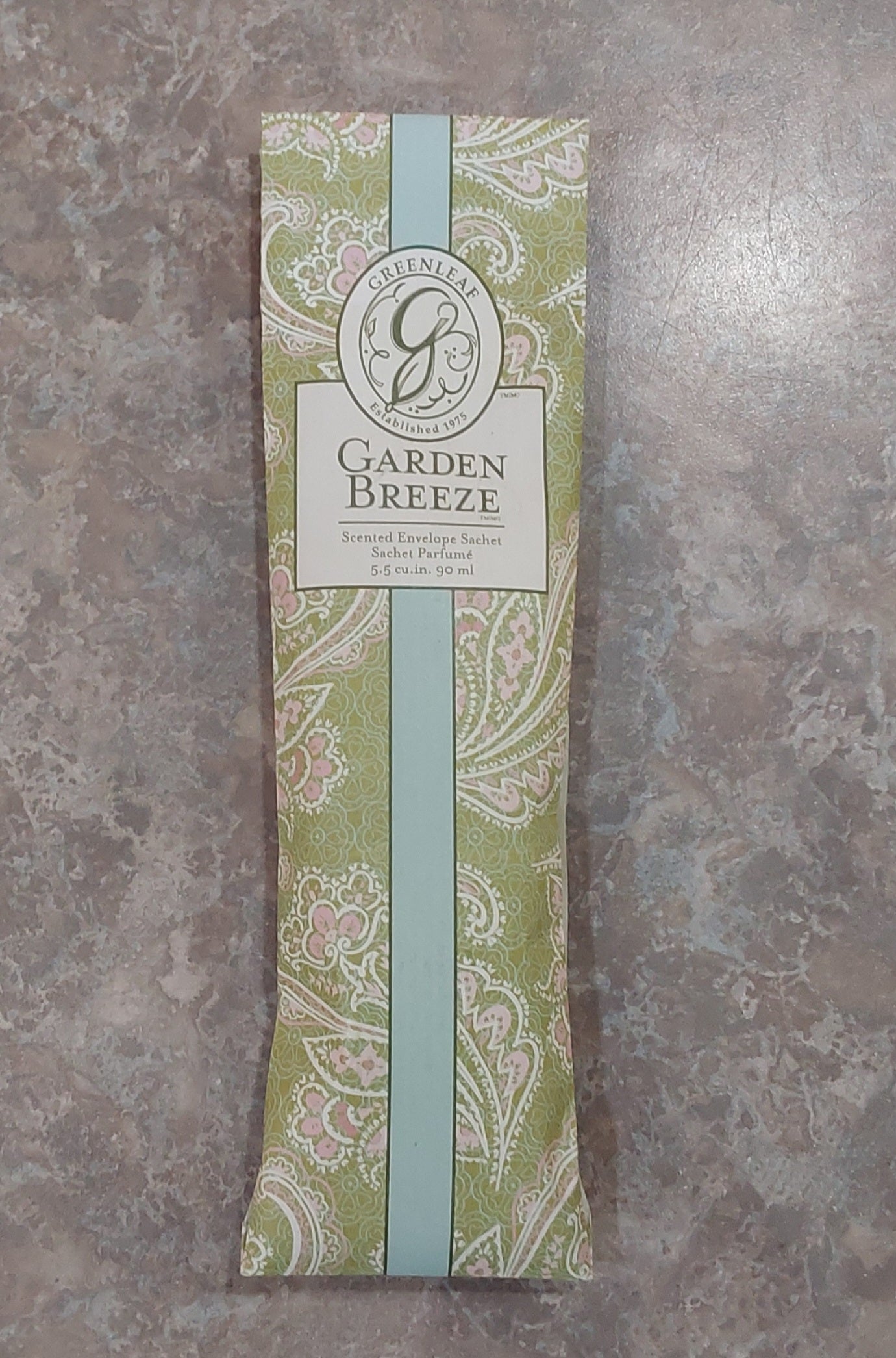 Garden Breeze Slim Sachet {D}