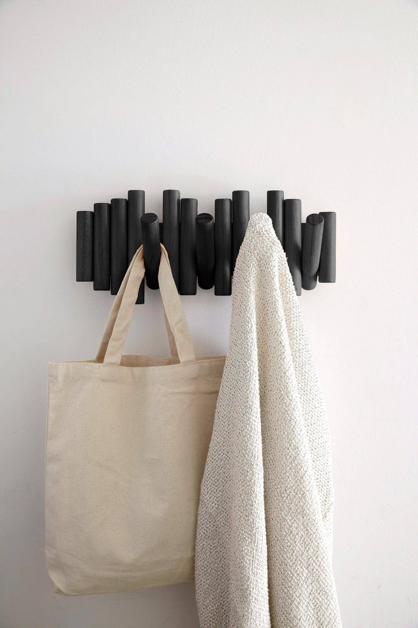 Picket Wall-Mounted Coat Rack Rail Hook: Black
