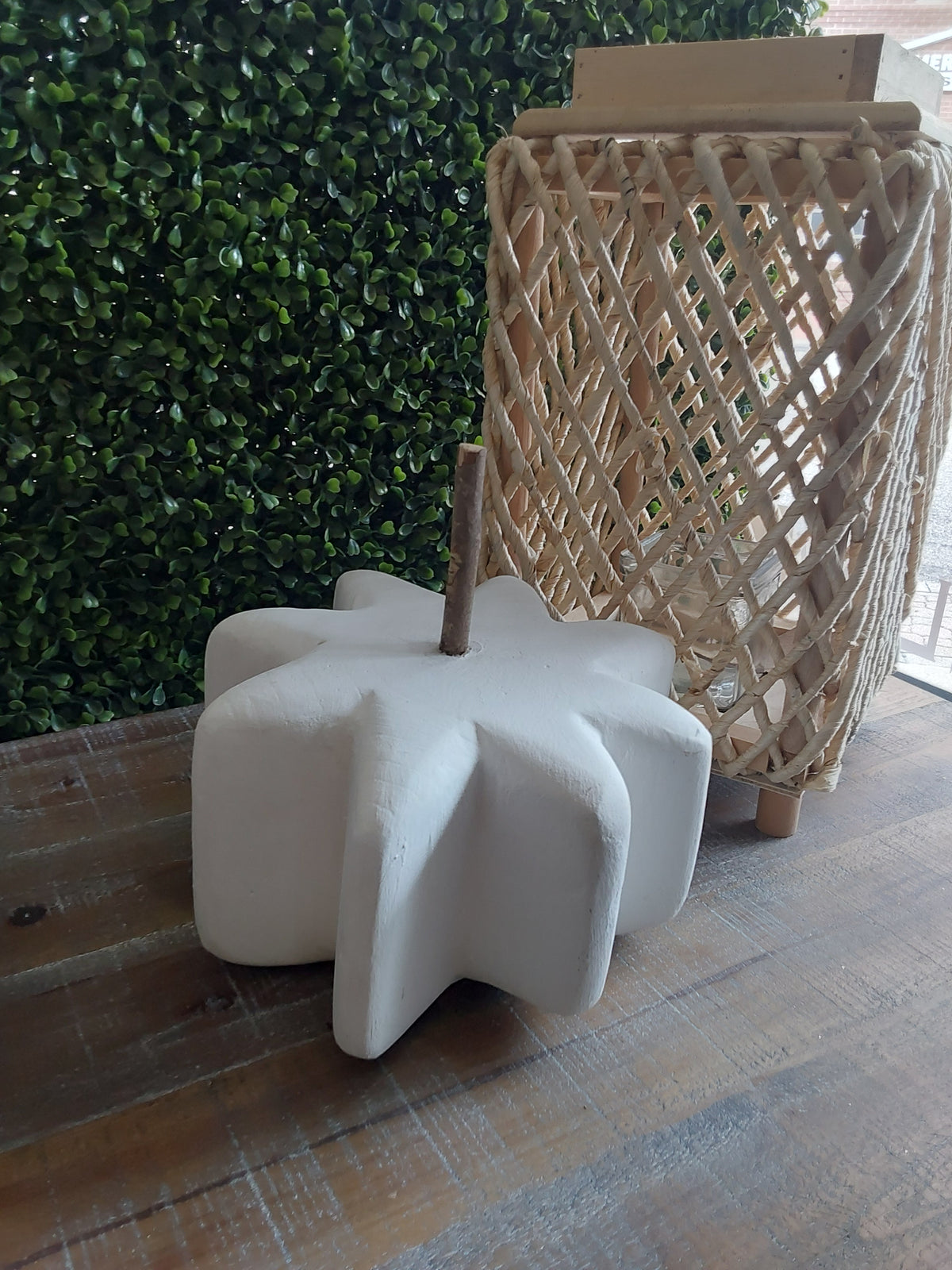 Short White Wood Pumpkin