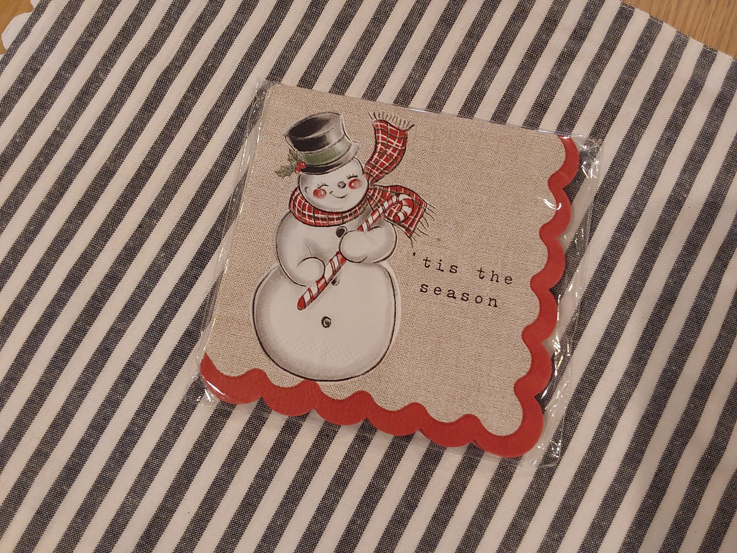 Classic Christmas Napkin Set