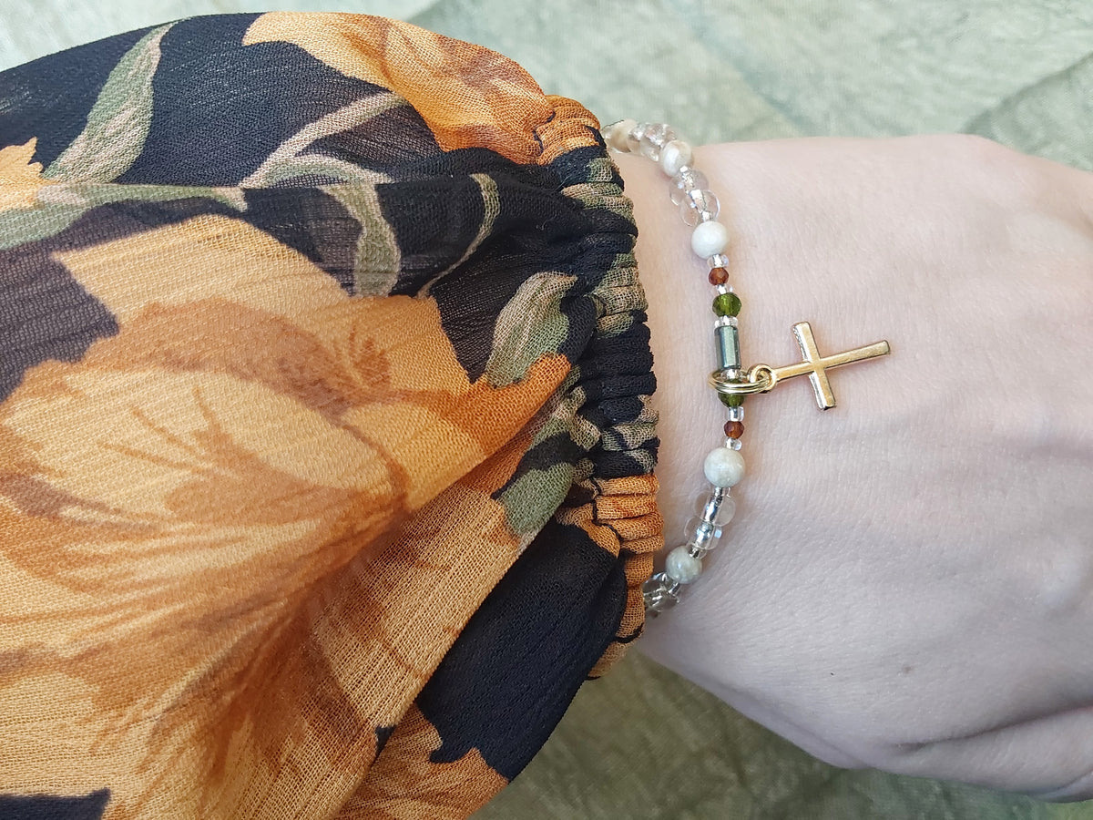 Starlit Promise Cross Bracelet
