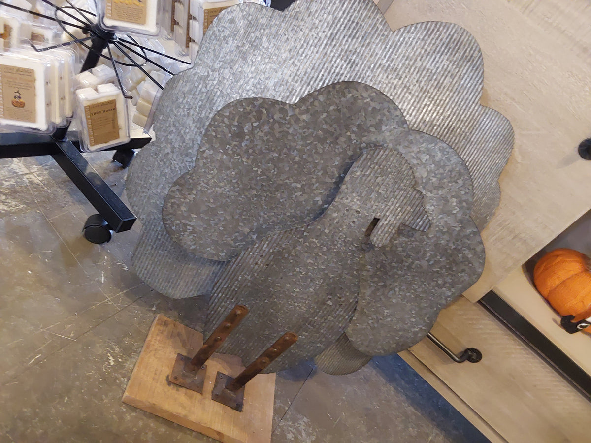 Wood/Metal Turkey Sitter