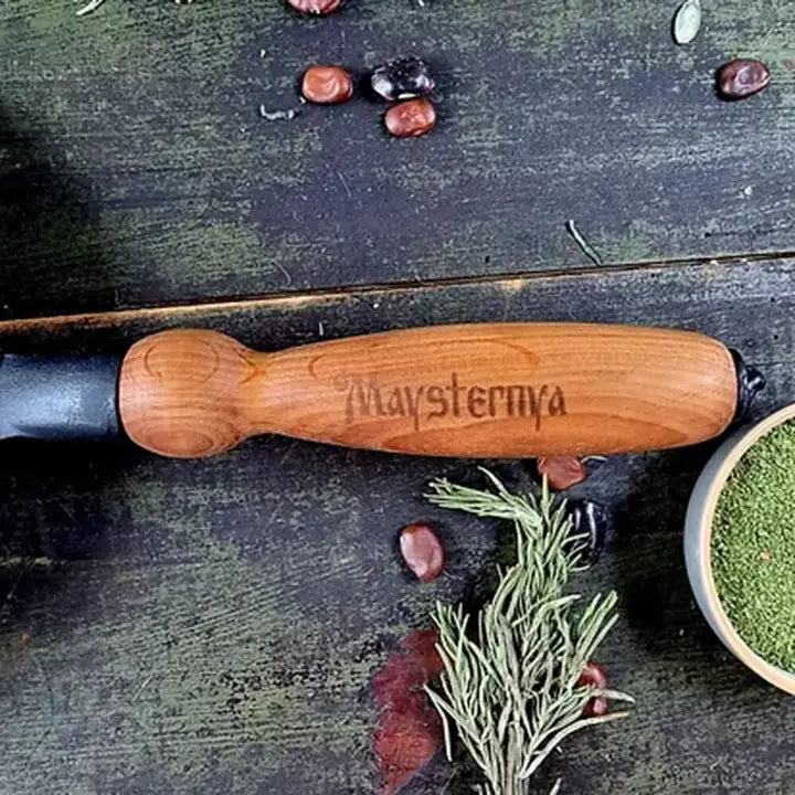 Cast Iron Pancake Pan with Wooden Handle