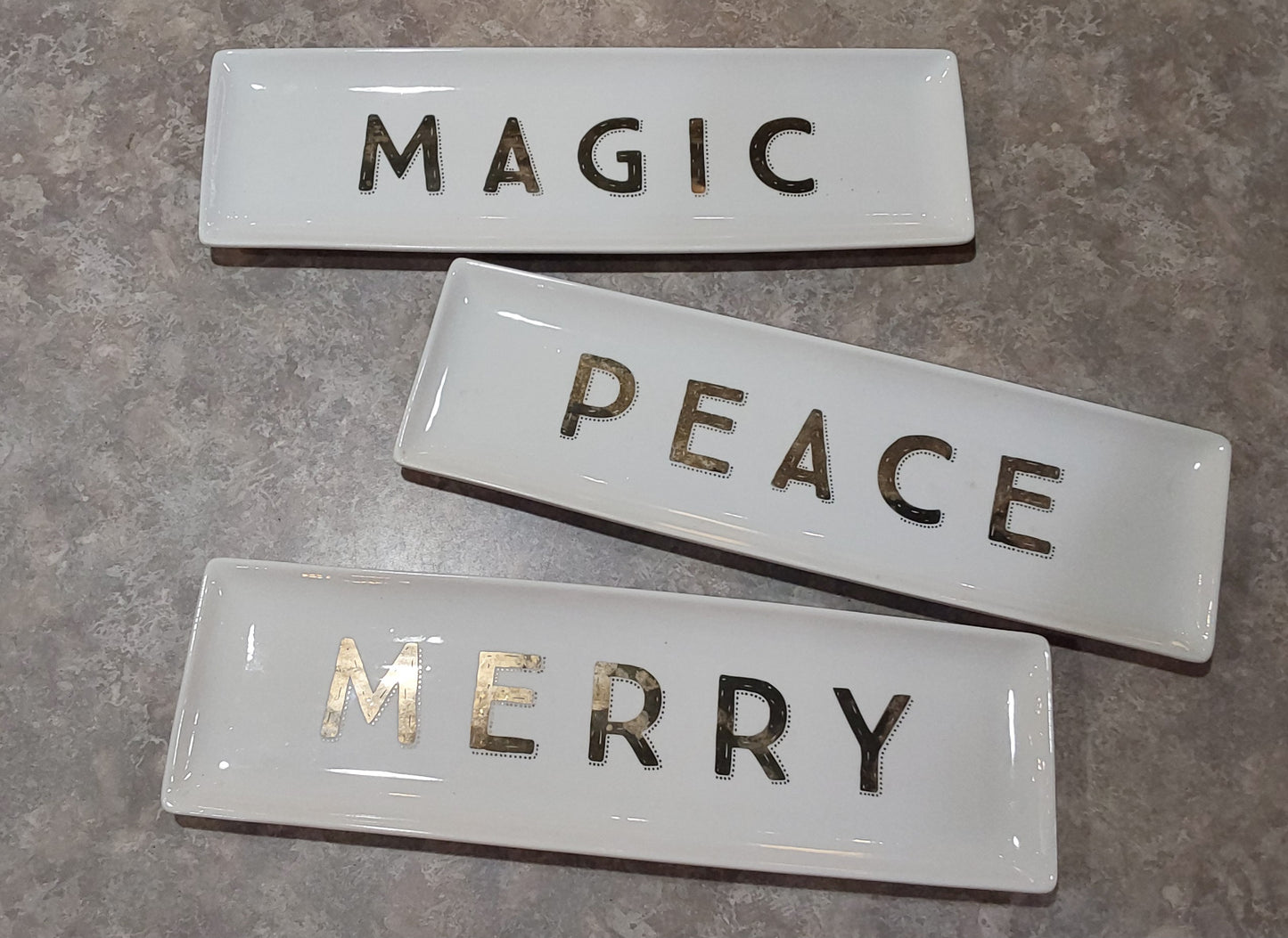 Holiday Word Stone Plate Assorted