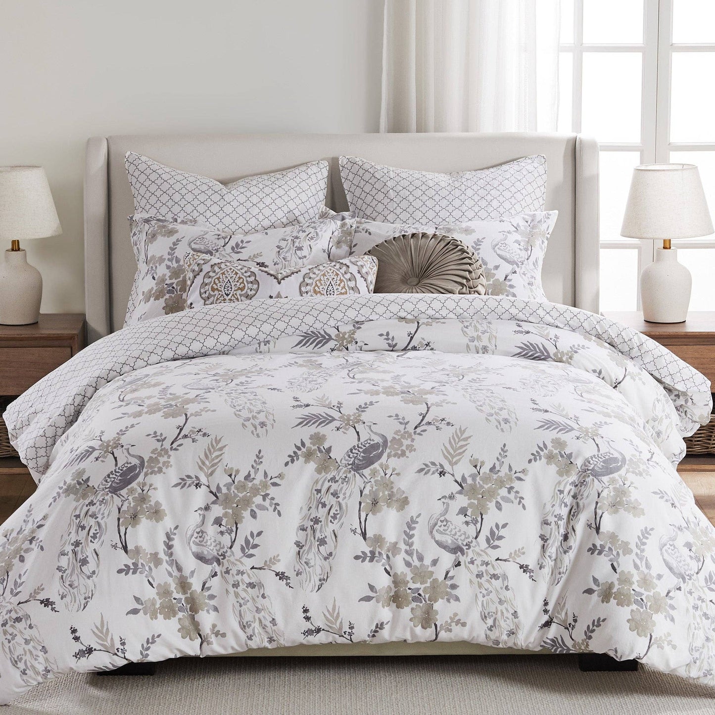 Pisa Embroidered Pillow