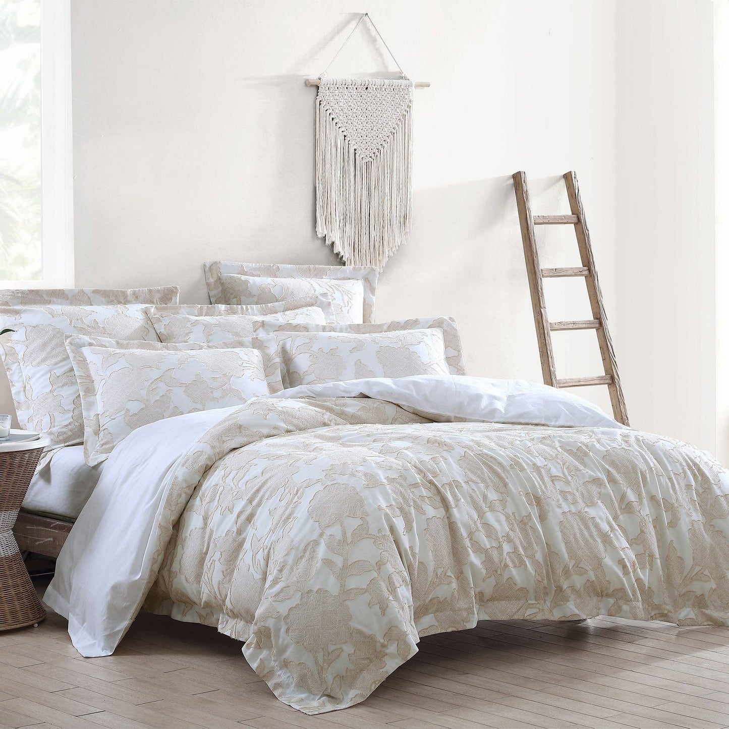 Sloane Duvet/Comforter Set: Natural / King/Cal King / Duvet