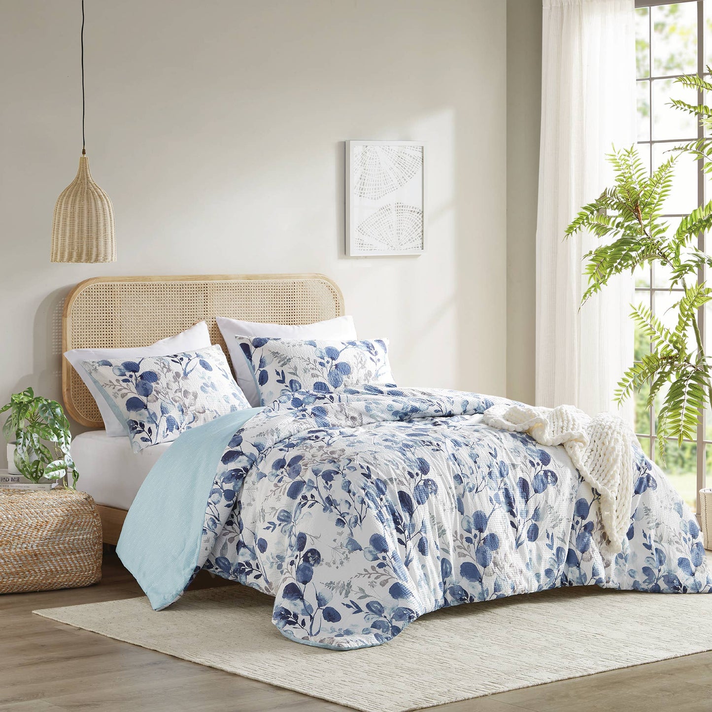 Reversible Floral Seersucker Comforter Set, Navy/Blue
