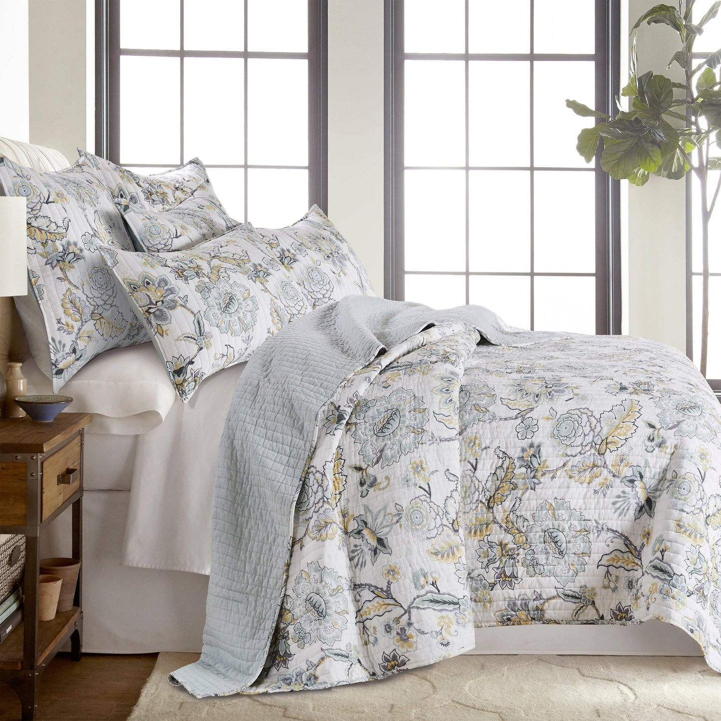 Ophelia Quilt Set: Spa / King/Cal King