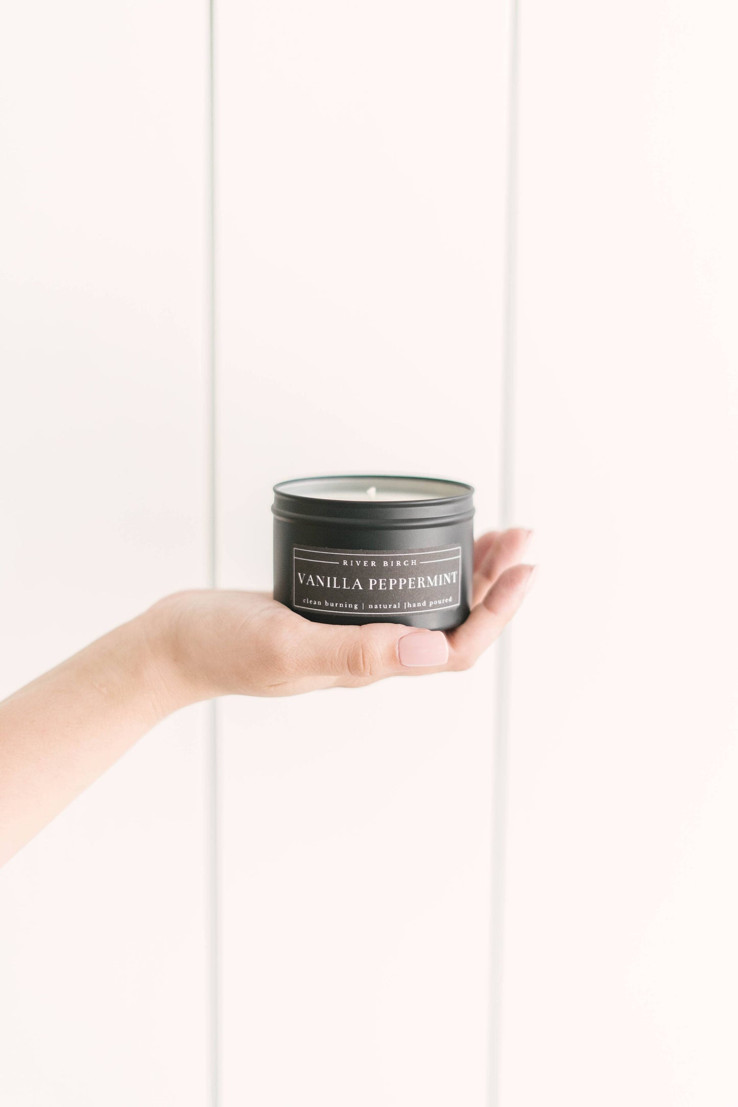 8oz Vanilla Peppermint - Black Tin Soy Candle