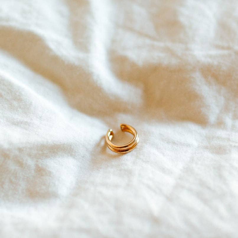 Queen Gold Filled Double Band Ear Cuff: Gold