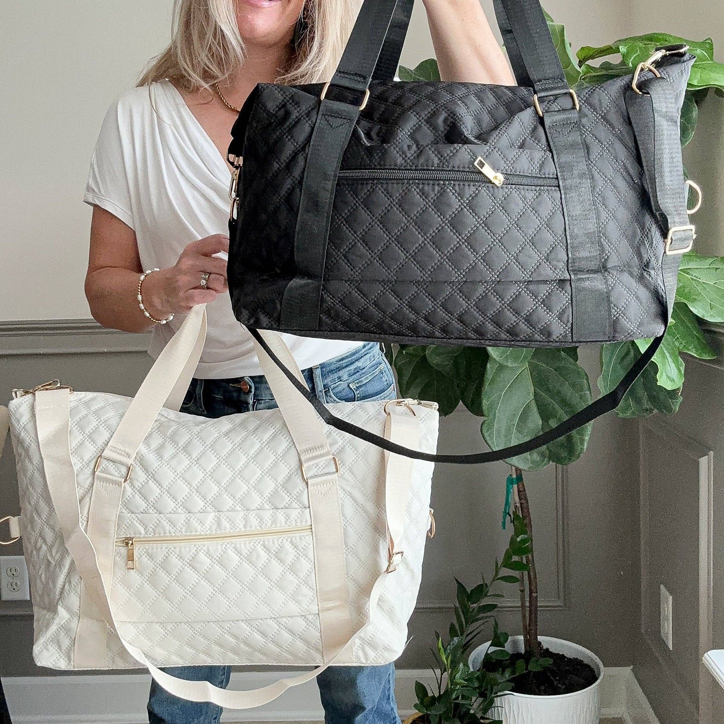 Quilted Overnight Duffle with trolly sleeve : Off White