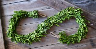 Boxwood Garland