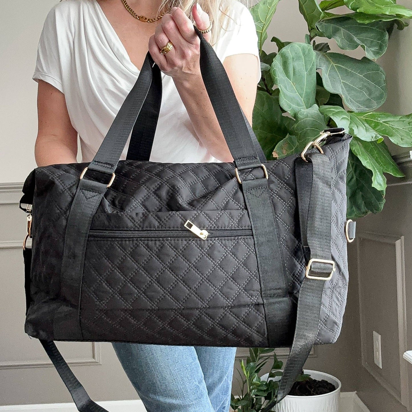 Quilted Overnight Duffle with Trolly Sleeve in: Black