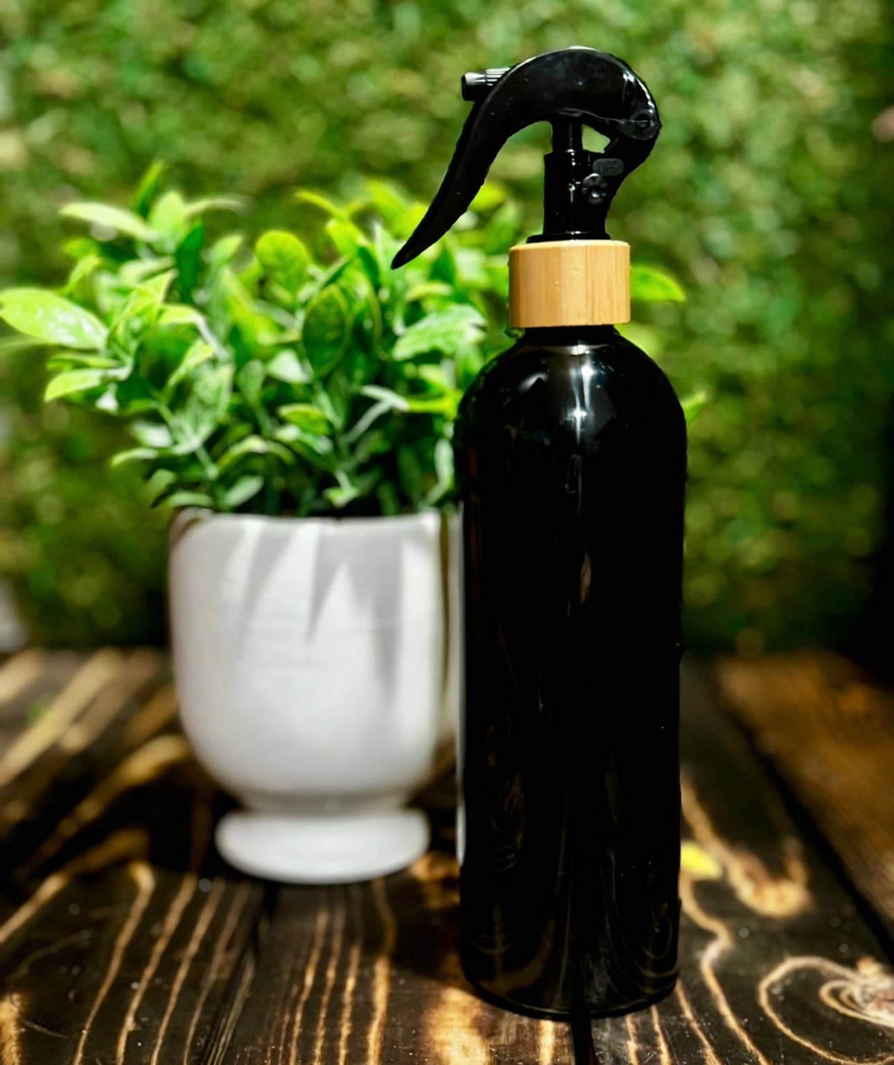 Grace Room + Linen Spray: Black