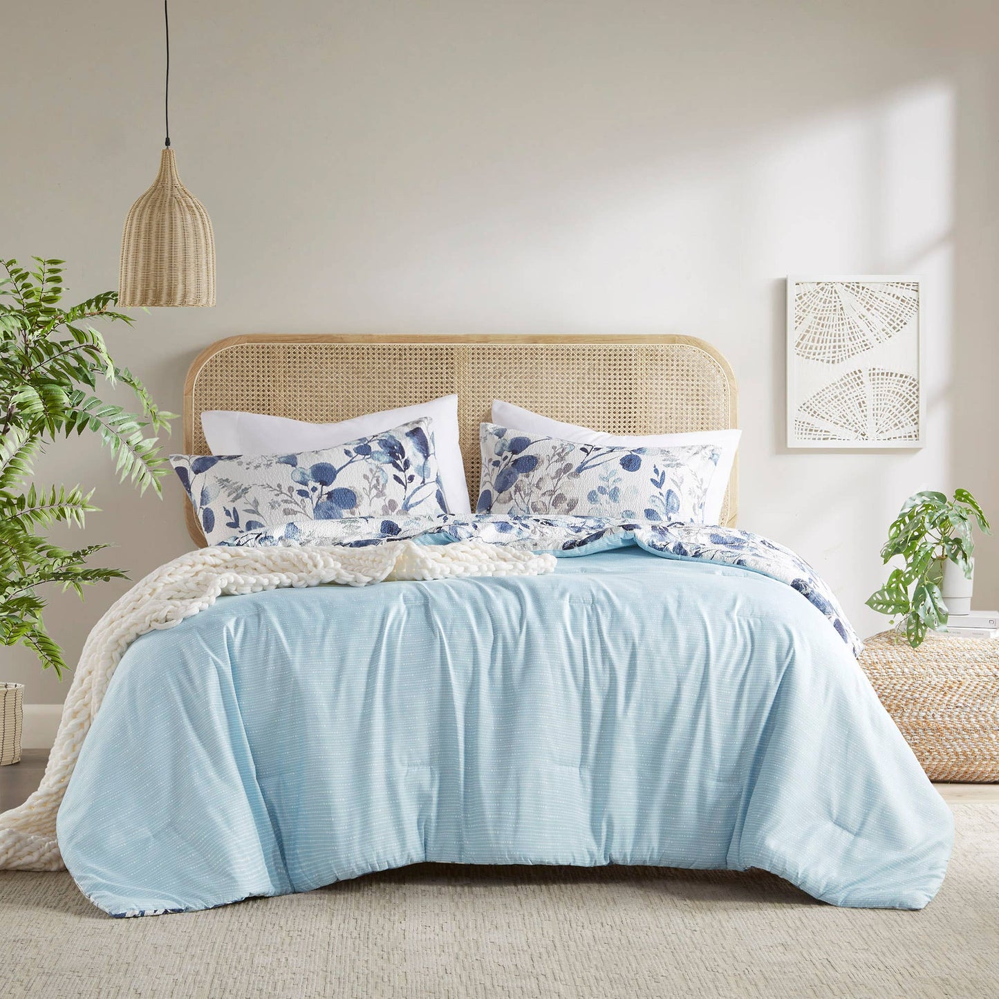 Reversible Floral Seersucker Comforter Set, Navy/Blue