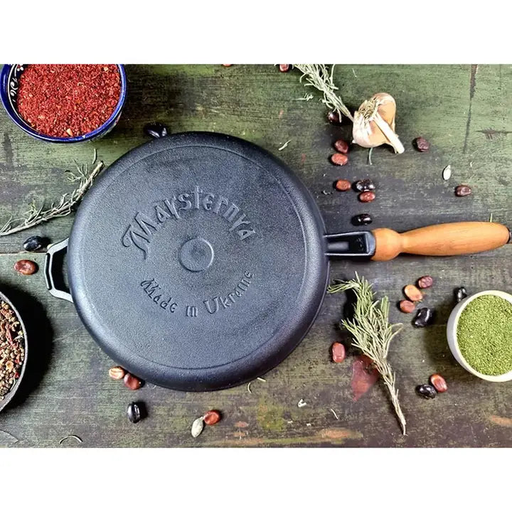 Cast Iron Pancake Pan with Wooden Handle