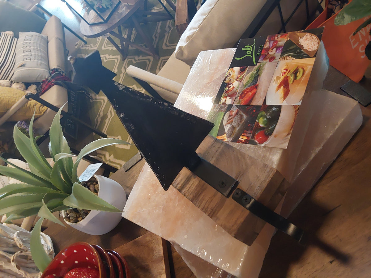 Wood/Metal Sm Tree Stocking Holder