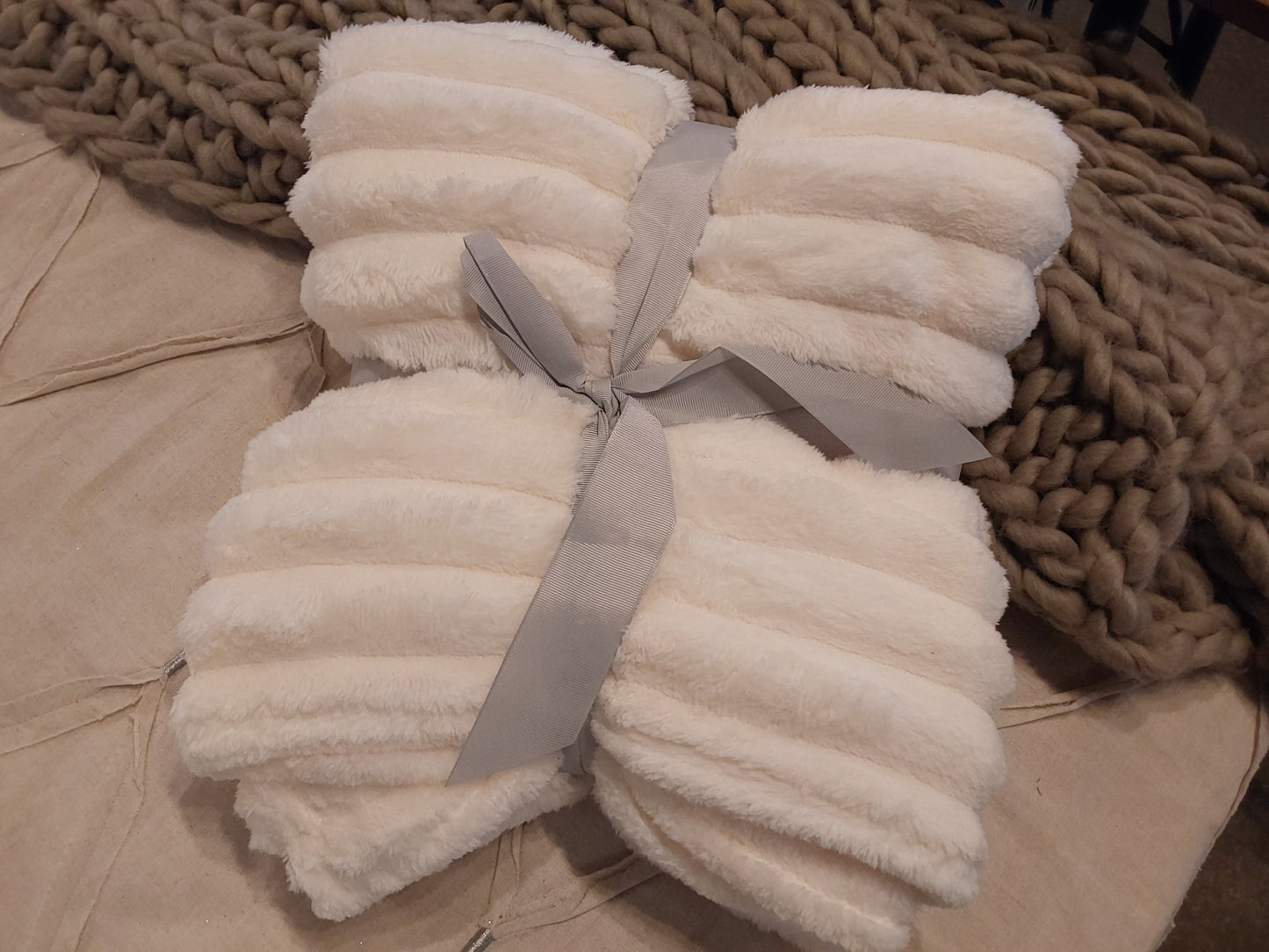 Stripe Fleece Throw – Ultra Plush Ribbed Blanket with 1.6" Wide Channel Texture