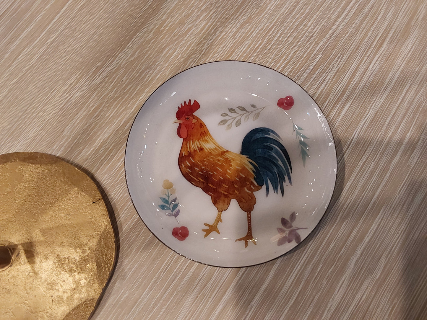 Round Chicken Tidbit Plate