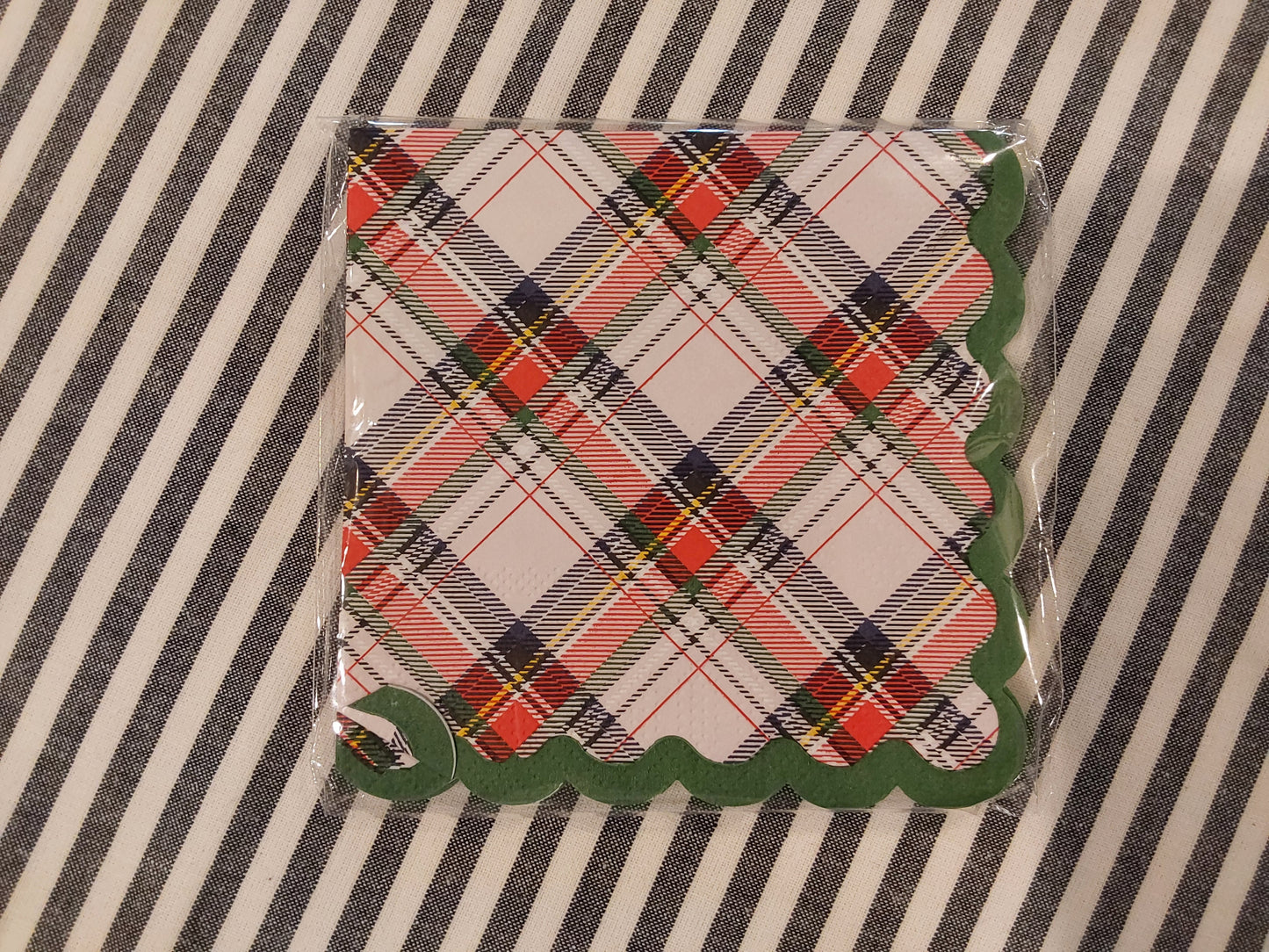 Classic Christmas Napkin Set