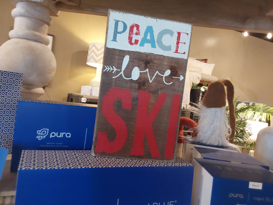 Peace Love Sign