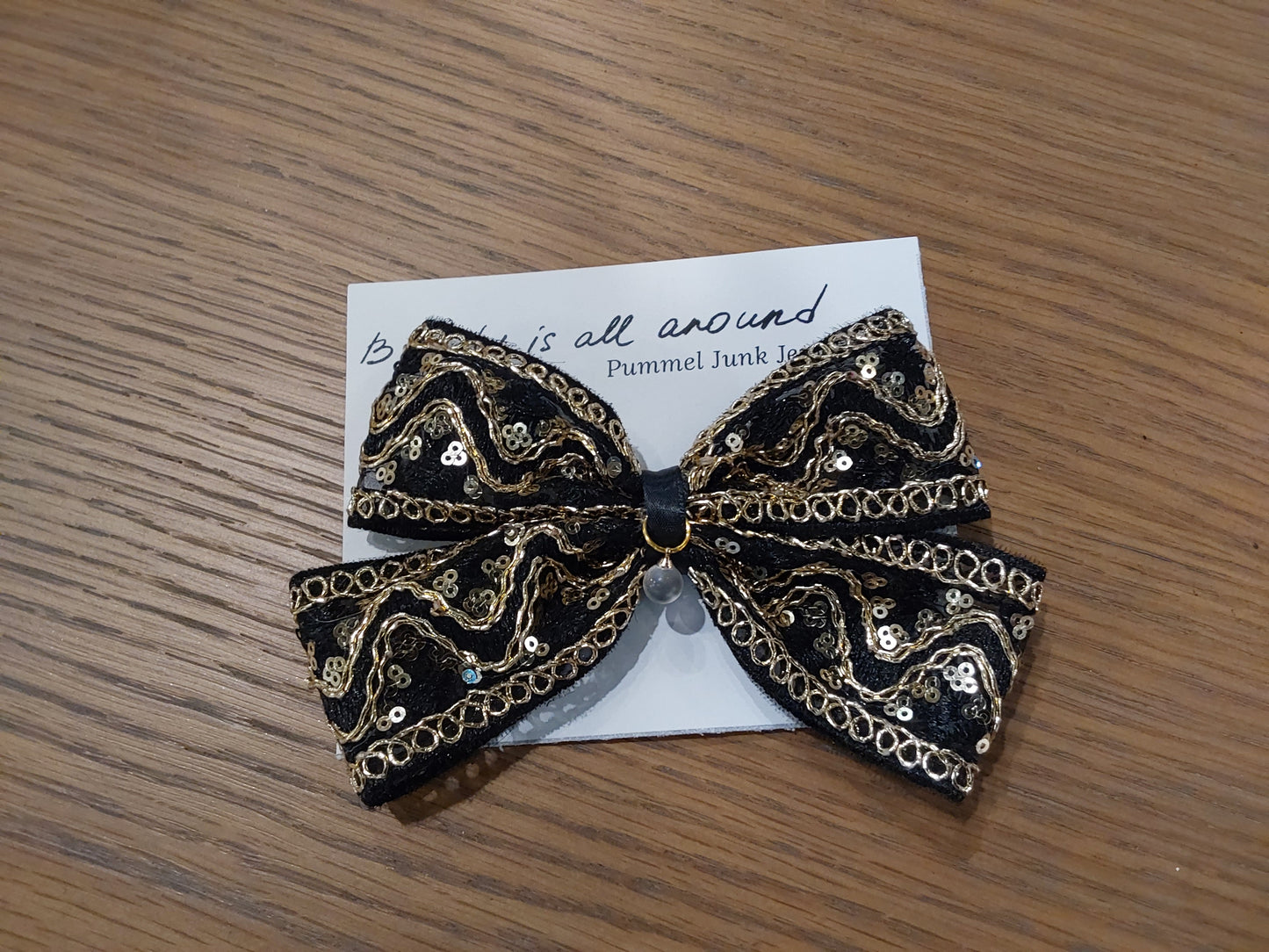Chy's Hair Bow
